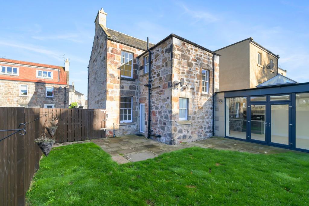 Hercus Loan, Musselburgh, East Lothian, EH21 5 bed detached house for