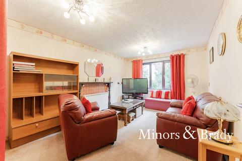 2 bedroom apartment for sale - St. Peters Plain, Great Yarmouth