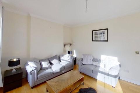 2 bedroom flat to rent, Rose Street, Edinburgh, Midlothian, EH2