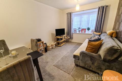 2 bedroom ground floor flat for sale - Malyons Road, Ladywell