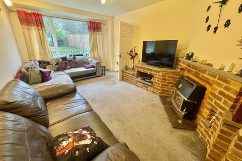 3 bedroom semi-detached house for sale - Dalby Road, Melton Mowbray, LE13