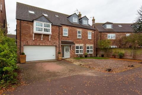 5 bedroom detached house for sale, Towgarth Walk, Eastrington, Nr Howden, DN14 7QU