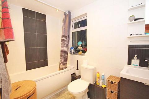 98 Castle Street, Grimsby, DN32 7LA