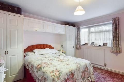 2 bedroom detached bungalow for sale - Victoria Close, Thurston