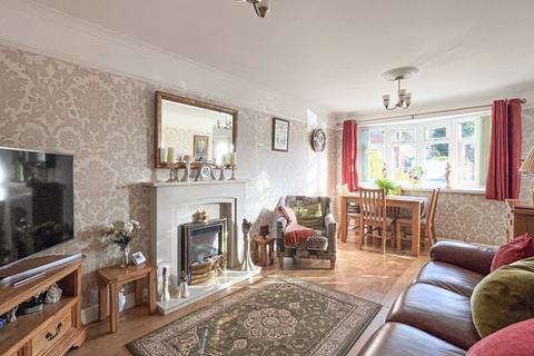 26 Berry Hill, Hednesford, Cannock, WS12 1UJ