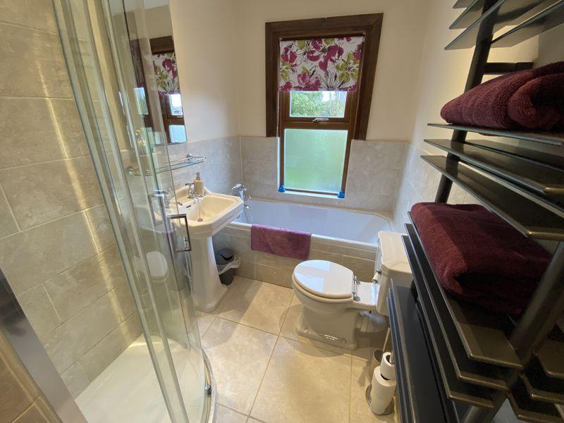 Family Bath/Shower