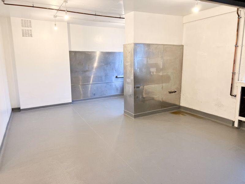 1 Summerhill Road,