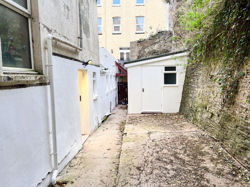 1 Summerhill Road,