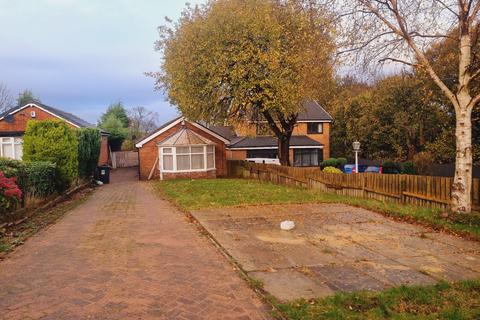 3 bedroom detached bungalow for sale - Extended 3 Bedroom Detached Bungalow in Clayton Bradford, BD14