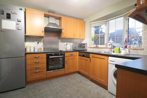 4 Alderton Close, Luton, LU2 9SA