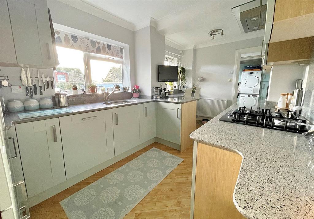 Whylands Avenue, Worthing, West... 4 bed detached house - £475,000