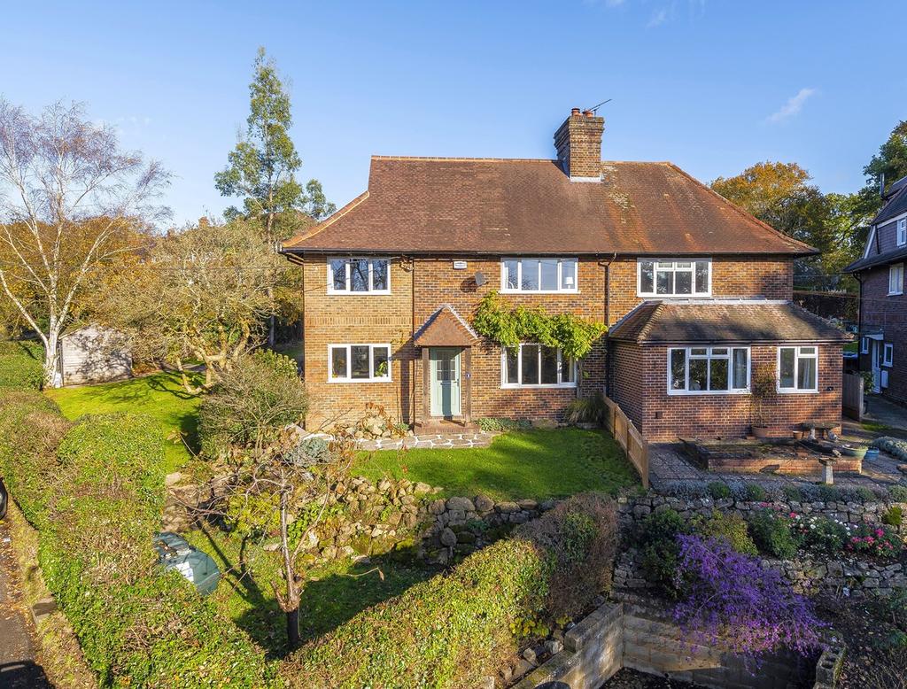 Glebe Road, Weald, Sevenoaks, TN14 4 bed semidetached house for sale
