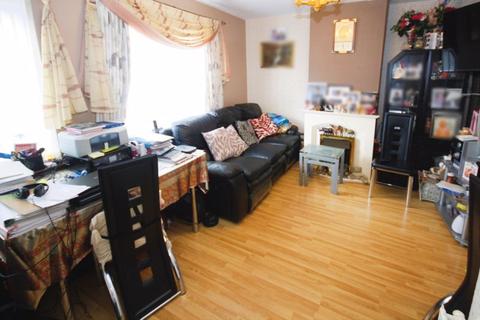 2 bedroom end of terrace house for sale - Barnhill Road, Hayes