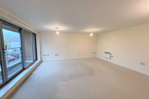 2 bedroom apartment to rent, North Point, Gloucester Docks