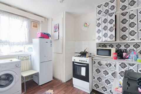 1 bedroom flat for sale, Station Road, Manor Park, London, E12