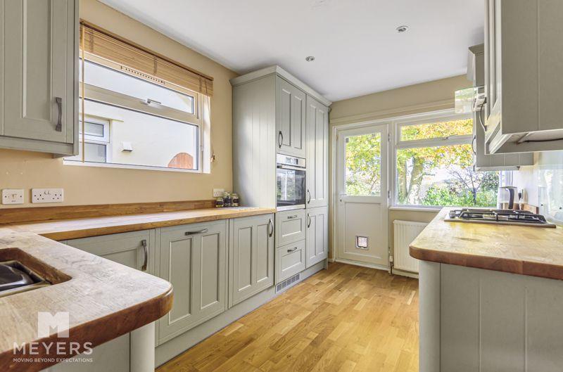Lavender Way, Broadstone, BH18 2 bed bungalow for sale £450,000