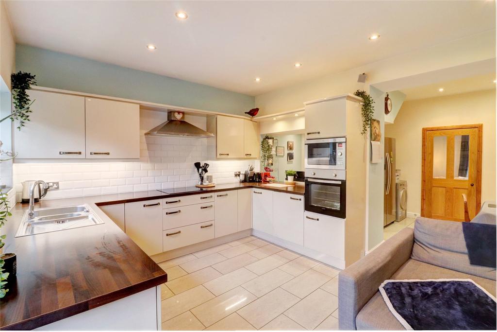 Benfieldside Road, Shotley Bridge... 3 bed semidetached house £240,000