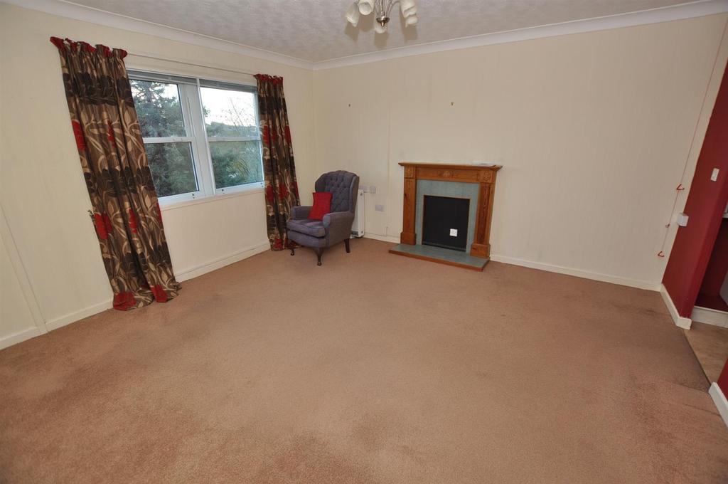 Ty Rhys, Homerees House, The Parade, Carmarthen 2 bed flat for sale £