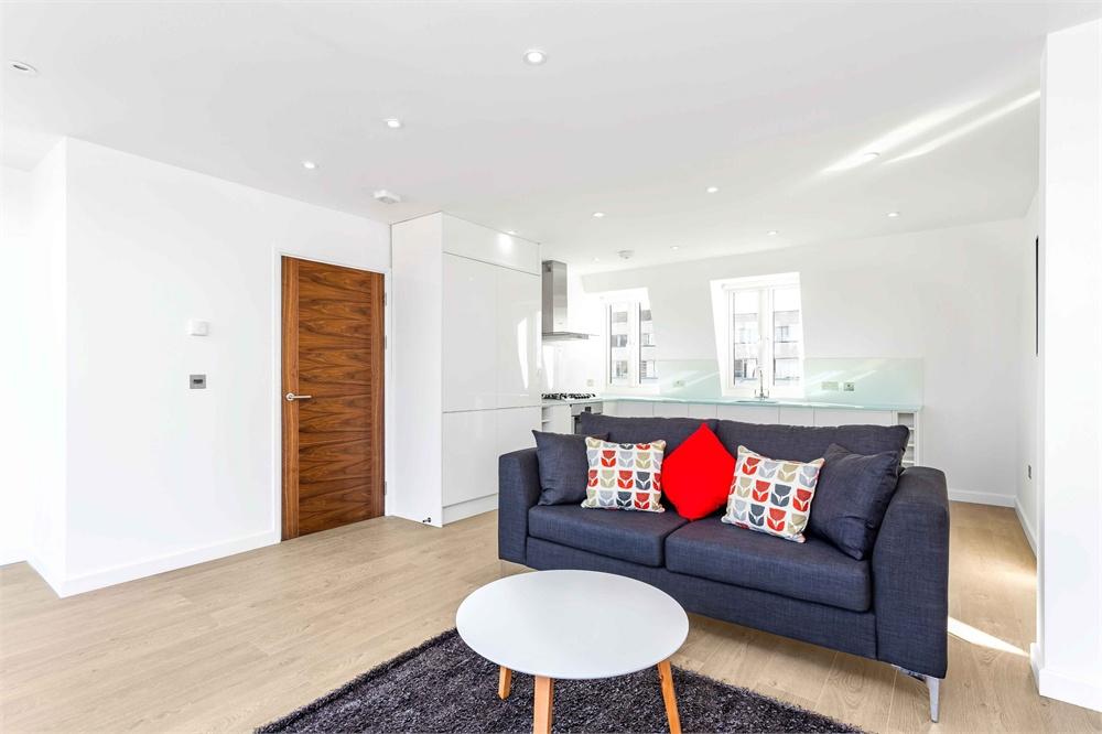 Qube Apartments, 227 Walworth Road, London, SE17 2 bed apartment £
