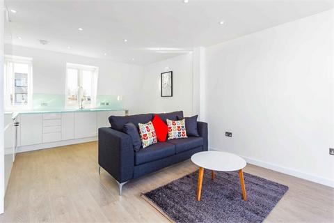 2 bedroom apartment to rent, Qube Apartments, 227 Walworth Road, London, SE17