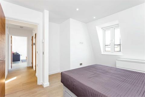 2 bedroom apartment to rent, Qube Apartments, 227 Walworth Road, London, SE17