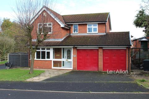 4 bedroom detached house for sale - North View Drive, Brierley Hill