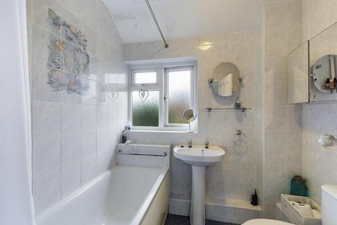 51 Uvedale Crescent, New Addington, Croydon, CR0 0BS