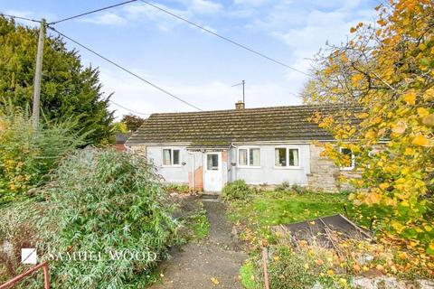 2 bedroom detached bungalow for sale - Mill Street, Aston-On-Clun, Craven Arms