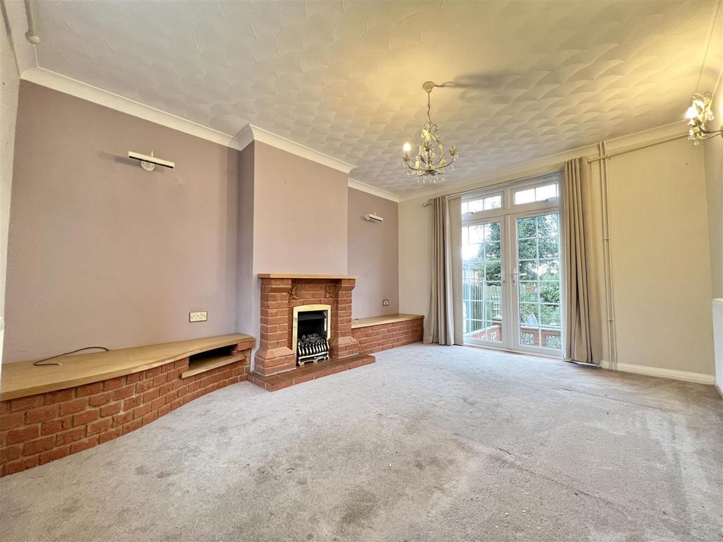 Geneva Road, Ipswich 3 bed house £1,150 pcm (£265 pw)