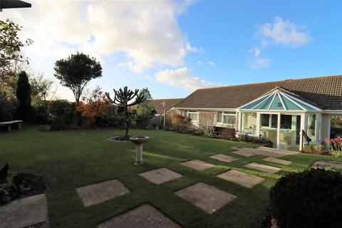 3 bedroom bungalow for sale - Substantial bungalow in Upper Clevedon