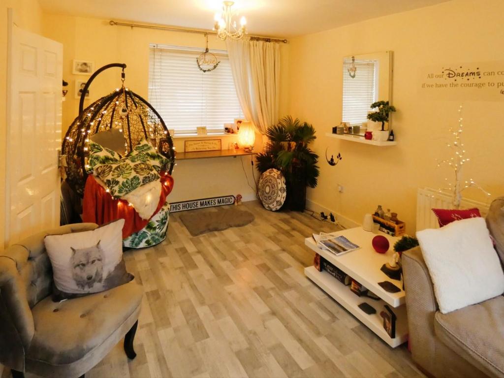 Mayfield Avenue, Carlisle 3 bed terraced house £127,000