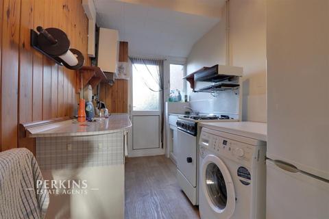 18 Tees Avenue, Perivale, Greenford, UB6 8JH