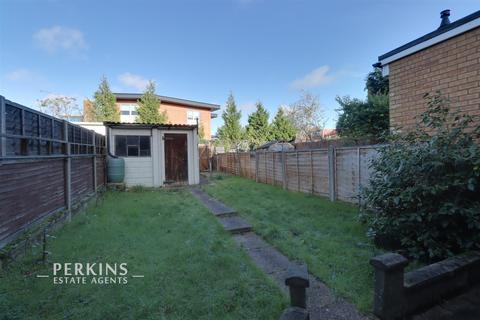 18 Tees Avenue, Perivale, Greenford, UB6 8JH