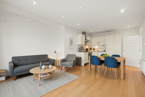 2 bedroom flat to rent, Parkview Court, Fulham, London
