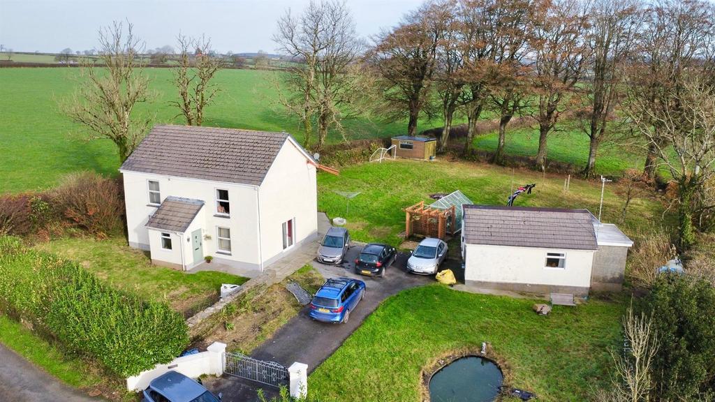 Cwmbach, Whitland 6 bed detached house for sale £430,000