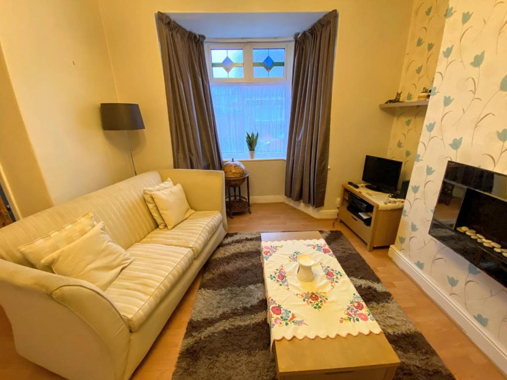 Bowman Street, Darlington 2 bed terraced house £85,000