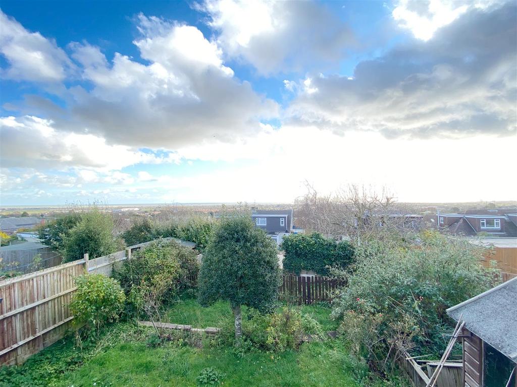 Firle Road, Lancing 2 bed detached bungalow £400,000