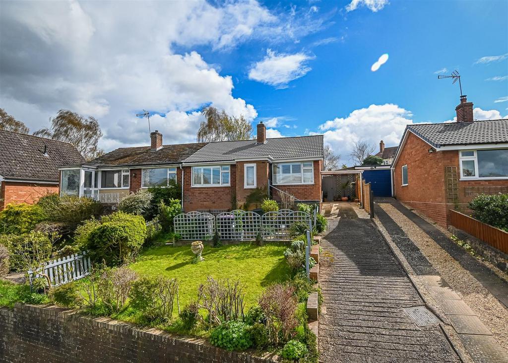 24 Greenfields Road, Bridgnorth 2 bed semidetached bungalow for sale