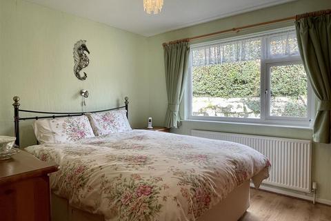 28 Howards Close, South Molton, EX36 4JT