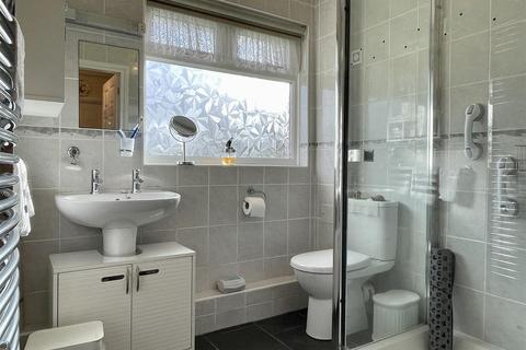28 Howards Close, South Molton, EX36 4JT