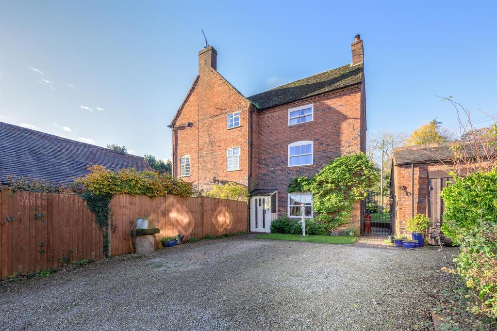 Sebright Cottage, Blakeshall, DY11 5XW 4 bed semidetached house for sale £625,000