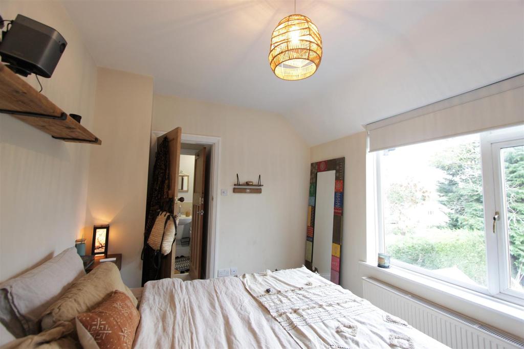 5. bedroom 1.jpg
