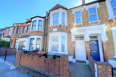 4 bedroom terraced house for sale - Winchester Road, Highams Park E4