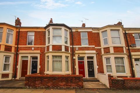 3 bedroom flat for sale, Doncaster Road, Newcastle Upon Tyne