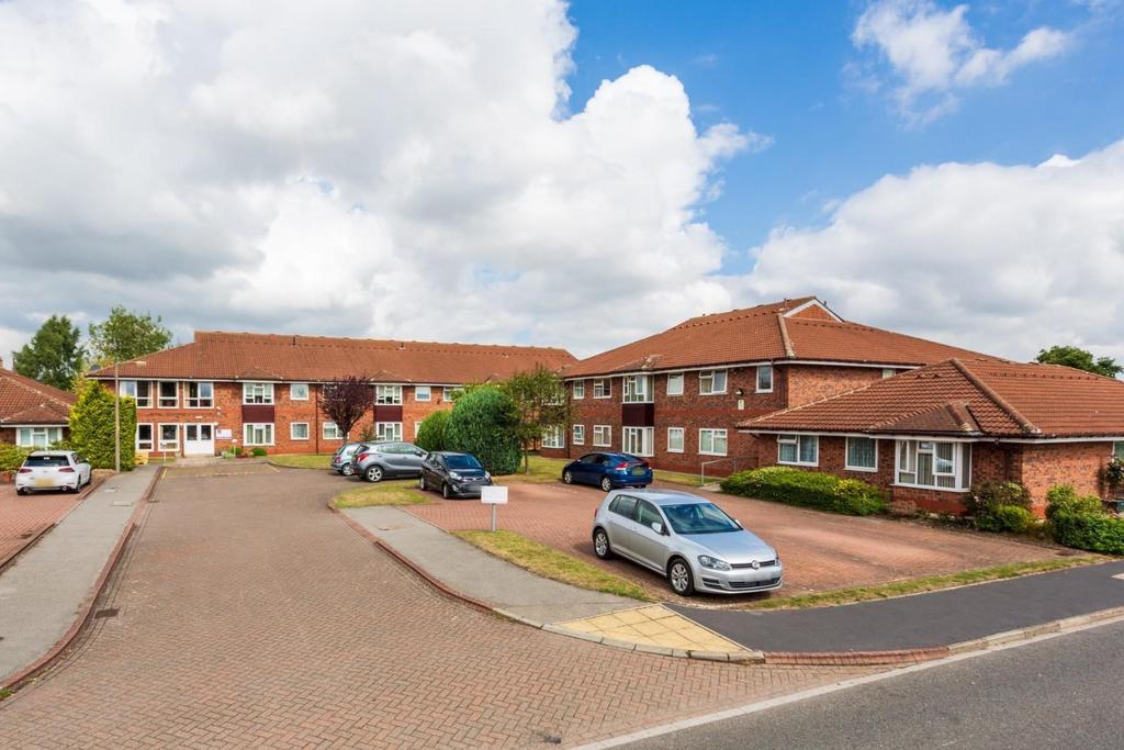 St. Marys Mews, Greenshaw Drive, Wigginton, York 2 bed apartment for