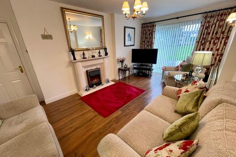 3 bedroom semi-detached house for sale - Valley Road, Solihull