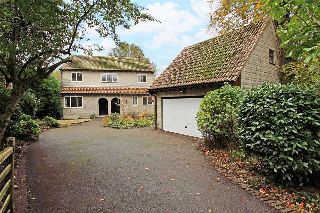 Mill Lane, Charminster 4 bed house £1,800 pcm (£415 pw)