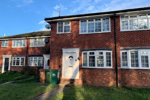 3 bedroom semi-detached house for sale - Fairlawns, Sunbury-On-Thames