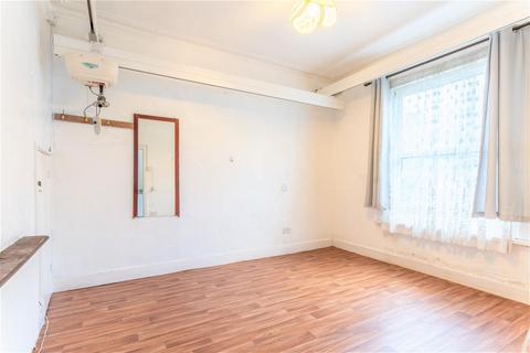 6 Summerhill Road, London, N15 4HD