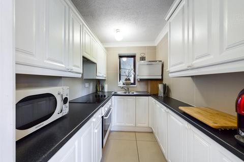 3 bedroom villa for sale, Overstrand Road, Cromer